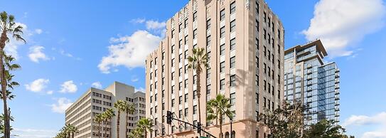 Hotel De Anza