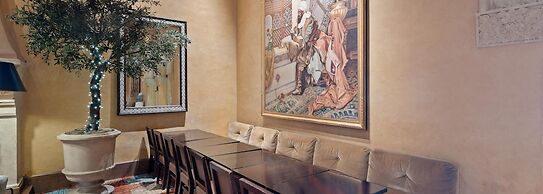 Hotel De Anza