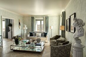 Rocco Forte Hotel Savoy