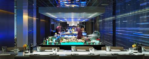 Gateway, Marco Polo Hotel