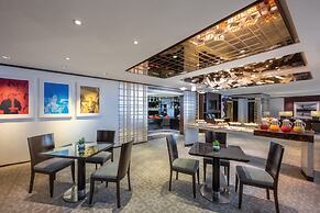 Gateway, Marco Polo Hotel
