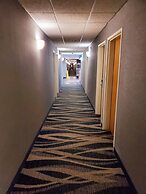 Americas Best Value Inn & Suites Racine