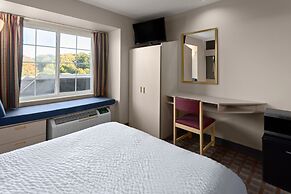 Americas Best Value Inn & Suites Racine