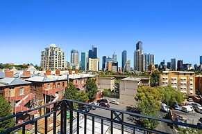 Melbourne Carlton Central Apartment Hotel