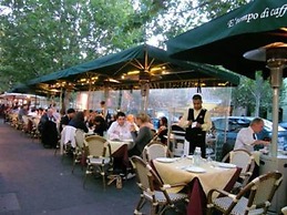 Melbourne Carlton Central Apartment Hotel