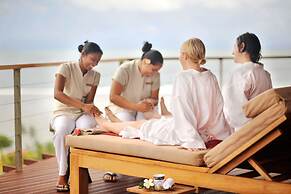 OUTRIGGER Fiji Beach Resort