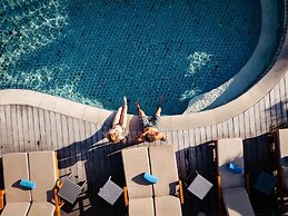 OUTRIGGER Fiji Beach Resort