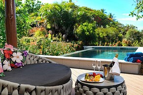 OUTRIGGER Fiji Beach Resort