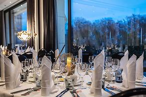 Crowne Plaza Helsinki by IHG