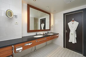 Crowne Plaza Helsinki by IHG