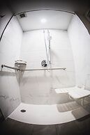 Delta Hotels by Marriott Cincinnati Sharonville