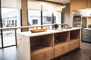 Delta Hotels by Marriott Cincinnati Sharonville