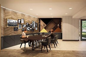 Delta Hotels by Marriott Cincinnati Sharonville