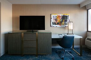 Hotel Dena, Pasadena Los Angeles, a Tribute Portfolio Hotel