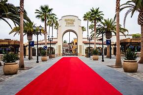 Hotel Dena, Pasadena Los Angeles, a Tribute Portfolio Hotel