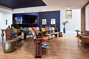 Hotel Dena, Pasadena Los Angeles, a Tribute Portfolio Hotel