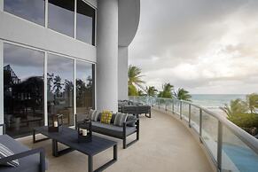 DoubleTree Resort & Spa by Hilton Ocean Point-N. Miami Beach