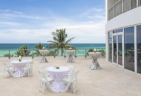 DoubleTree Resort & Spa by Hilton Ocean Point-N. Miami Beach