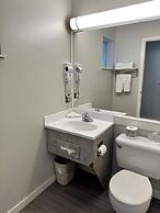Travelodge by Wyndham Langley