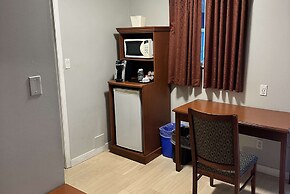 Travelodge by Wyndham Langley