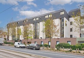 B&B HOTEL Paris Châtillon