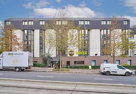 B&B HOTEL Paris Châtillon