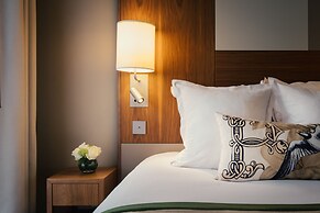 Hôtel Le Tourville by Inwood Hotels
