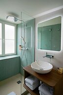 Hôtel Littéraire Arthur Rimbaud, BW Signature Collection