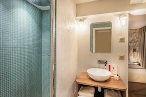 Hôtel Littéraire Arthur Rimbaud, BW Signature Collection