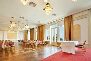 Austria Trend Hotel Schloss Wilhelminenberg