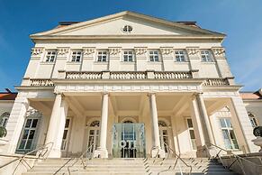 Austria Trend Hotel Schloss Wilhelminenberg