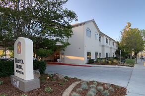 Bristol Hotel, Boutique Collection