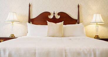 Bristol Hotel, Boutique Collection