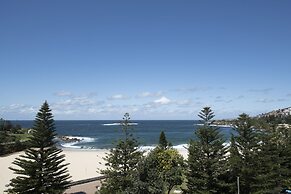 Coogee Sands Hotel and Apartments