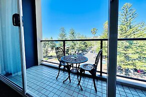 Coogee Sands Hotel and Apartments