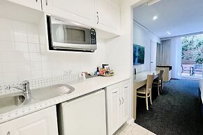 Coogee Sands Hotel and Apartments