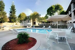 Inn At Rohnert Park