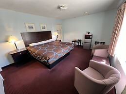 AmeriVu Inn and Suites - St. Croix Falls