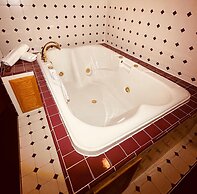 AmeriVu Inn and Suites - St. Croix Falls