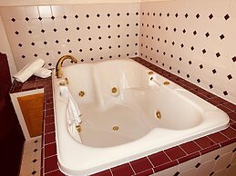 AmeriVu Inn and Suites - St. Croix Falls