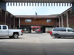 Bear Lodge Motel