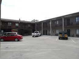 Bear Lodge Motel