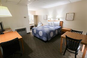 Bear Lodge Motel