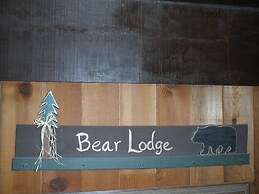 Bear Lodge Motel