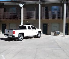 Bear Lodge Motel