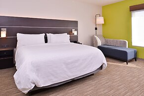 Holiday Inn Express & Suites Mall of America - MSP Airport by IHG