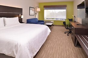Holiday Inn Express & Suites Mall of America - MSP Airport by IHG