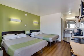 Motel 6 El Paso, TX - West