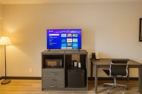 Village Inn & Suites