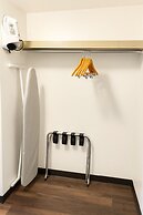 Village Inn & Suites